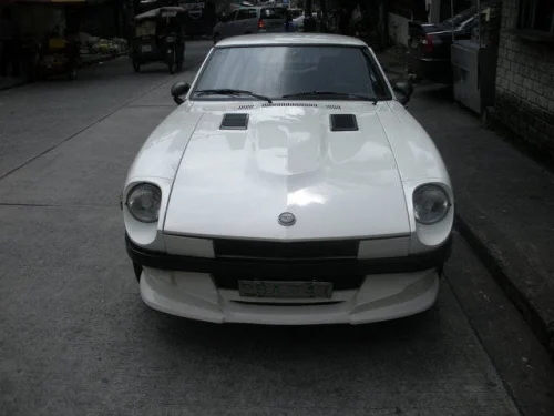 Kompletter Teppichsatz für Datsun 280 Z Baujahr 1975 und 1976