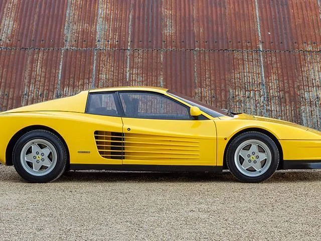 Ferrari Testarossa RHD Baujahr 1984-1991 Rechtslenker