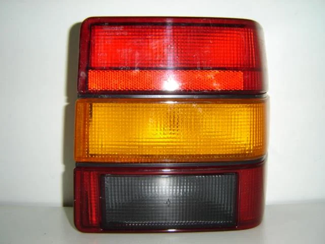 Seat Ibiza*piloto Tras Dch