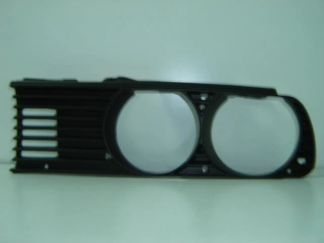 Bmw E30 83-* Rejilla Izq