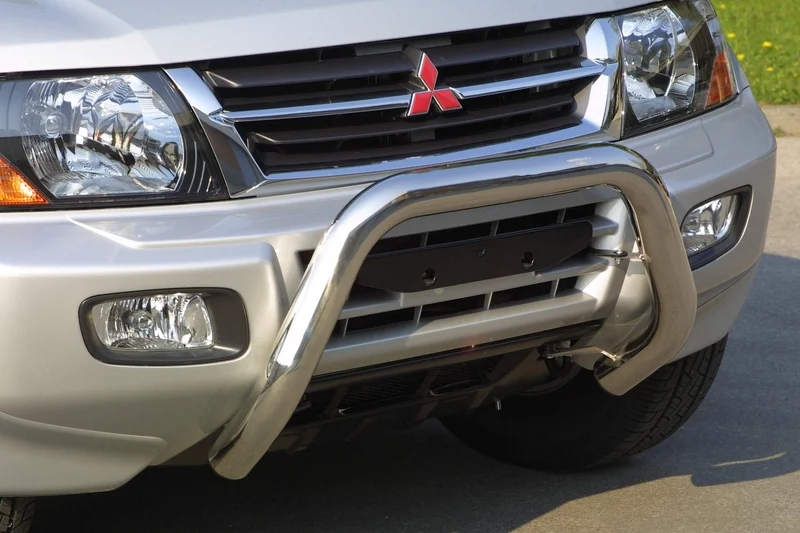 Defensa Delantera Acero Inox Mitsubishi Pajero 2.5/3.2 Tdi 3-5 Doors 00/02